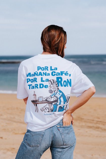 Camiseta "Llévame a Sevilla" - Pachanga Club x VÍBRALO. - Image 4