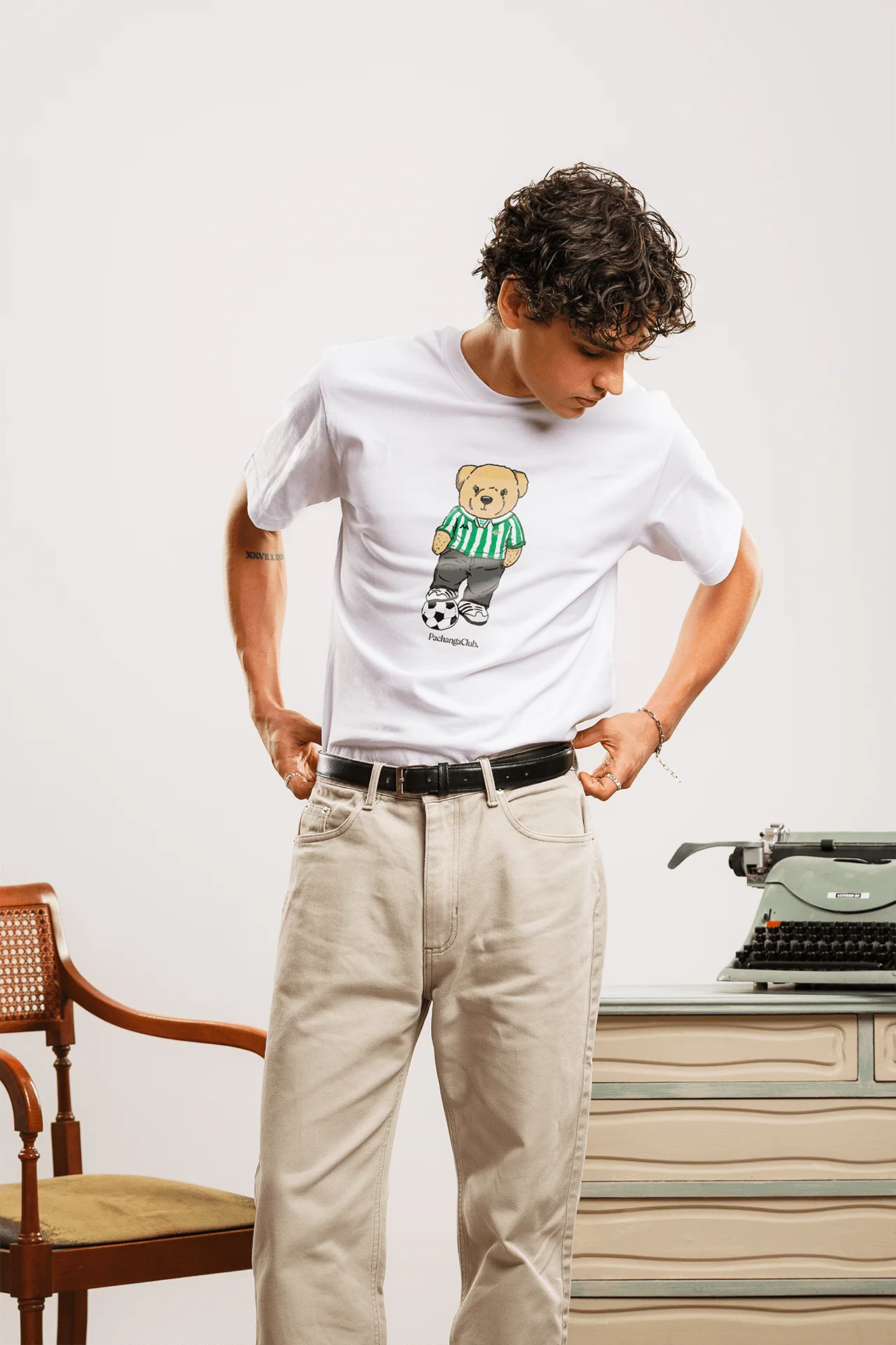 Camiseta "Pacho Bético" - Blanco - Image 7