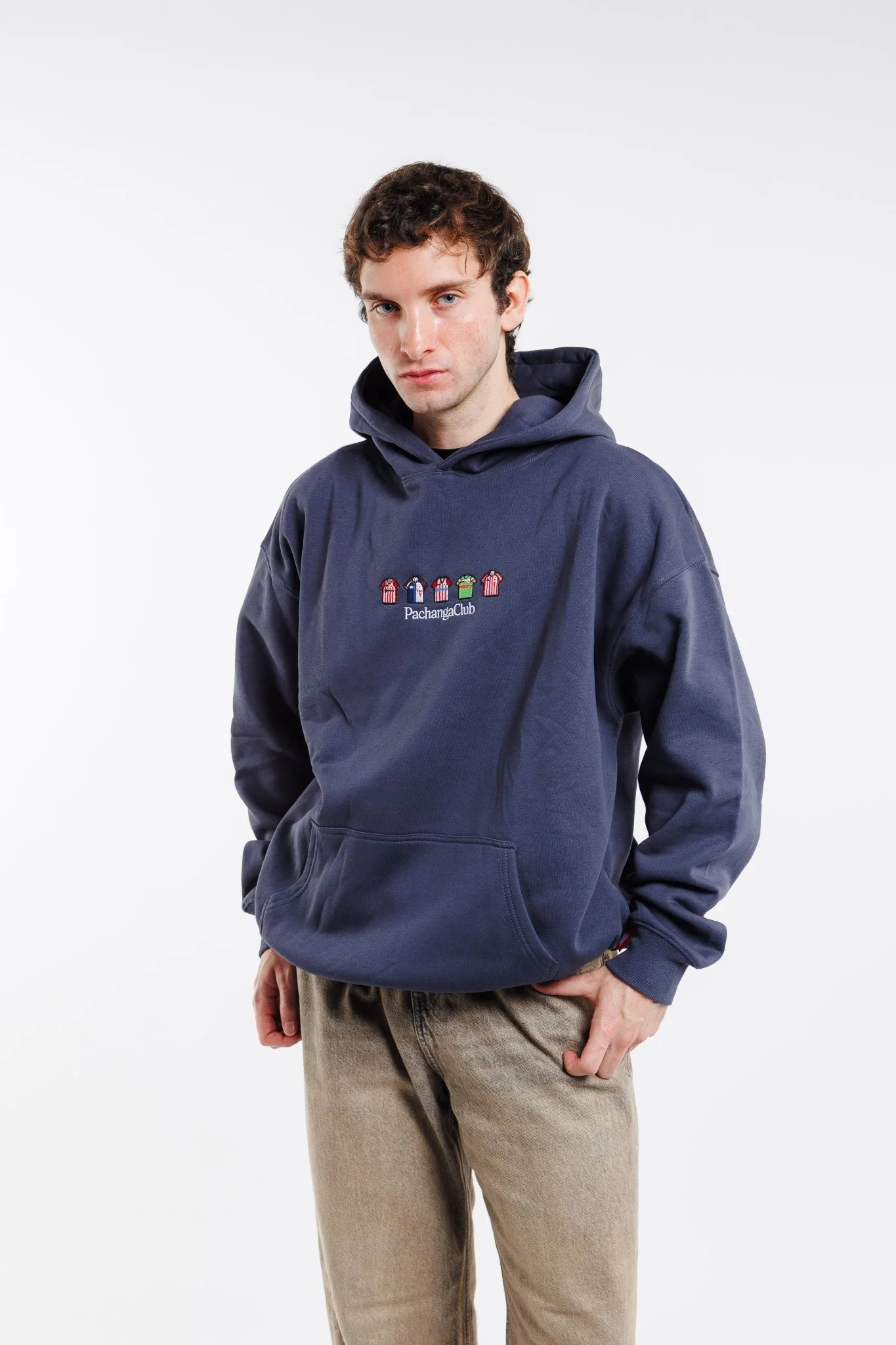 Sudadera Equipaciones Históricas Leones – Azul Marino - Image 4