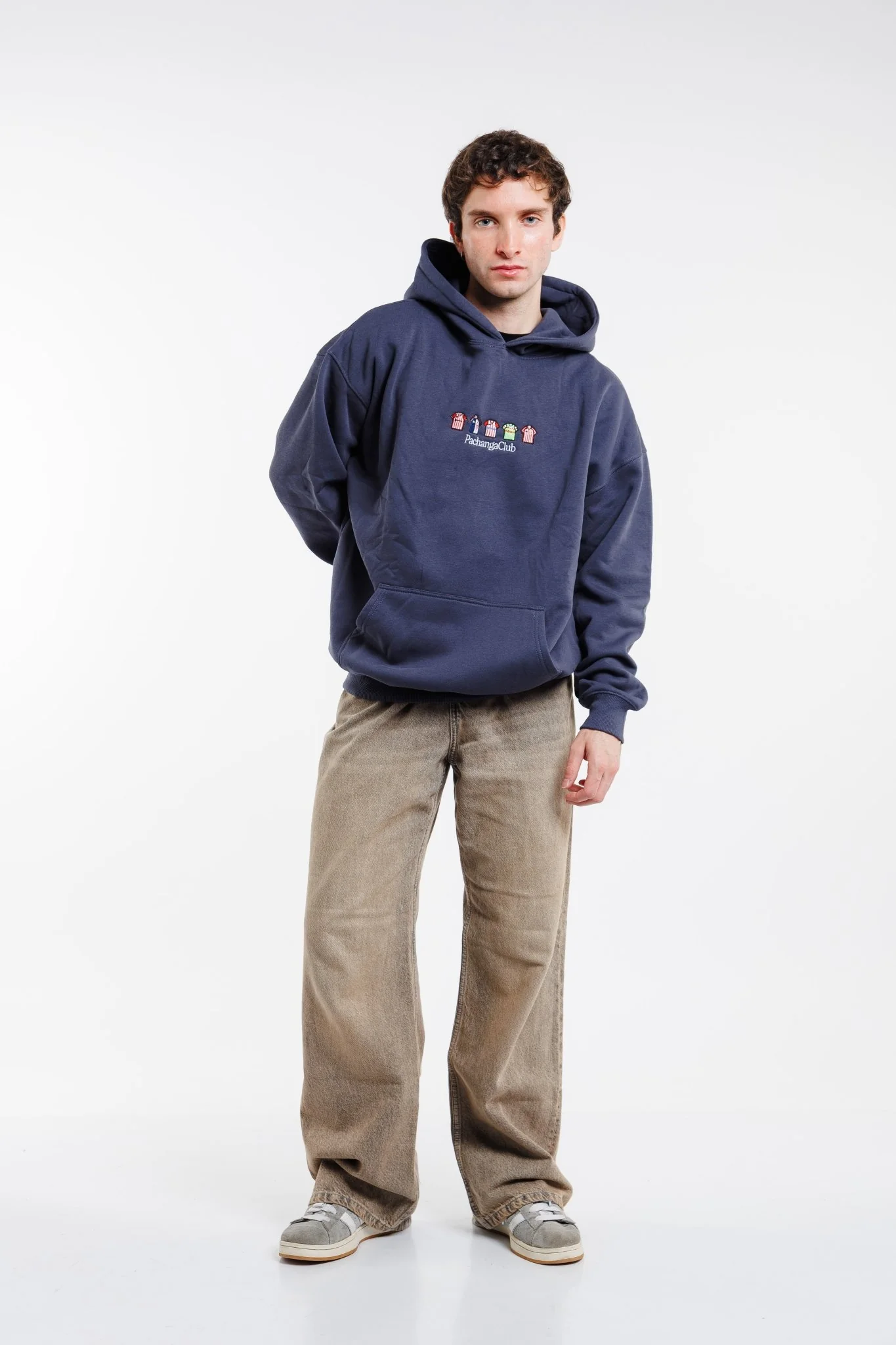 Sudadera Equipaciones Históricas Leones – Azul Marino - Image 8