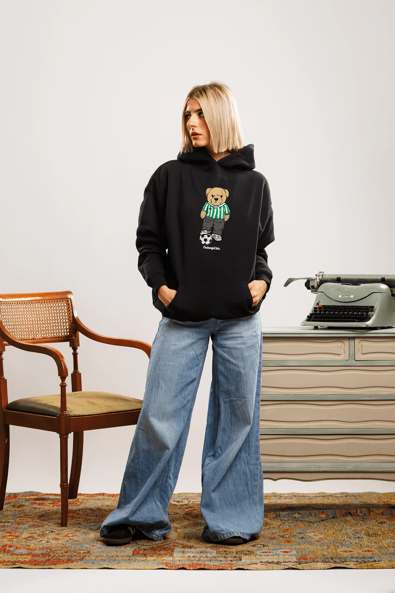 Sudadera "Pacho Bético" - Negro - Image 5