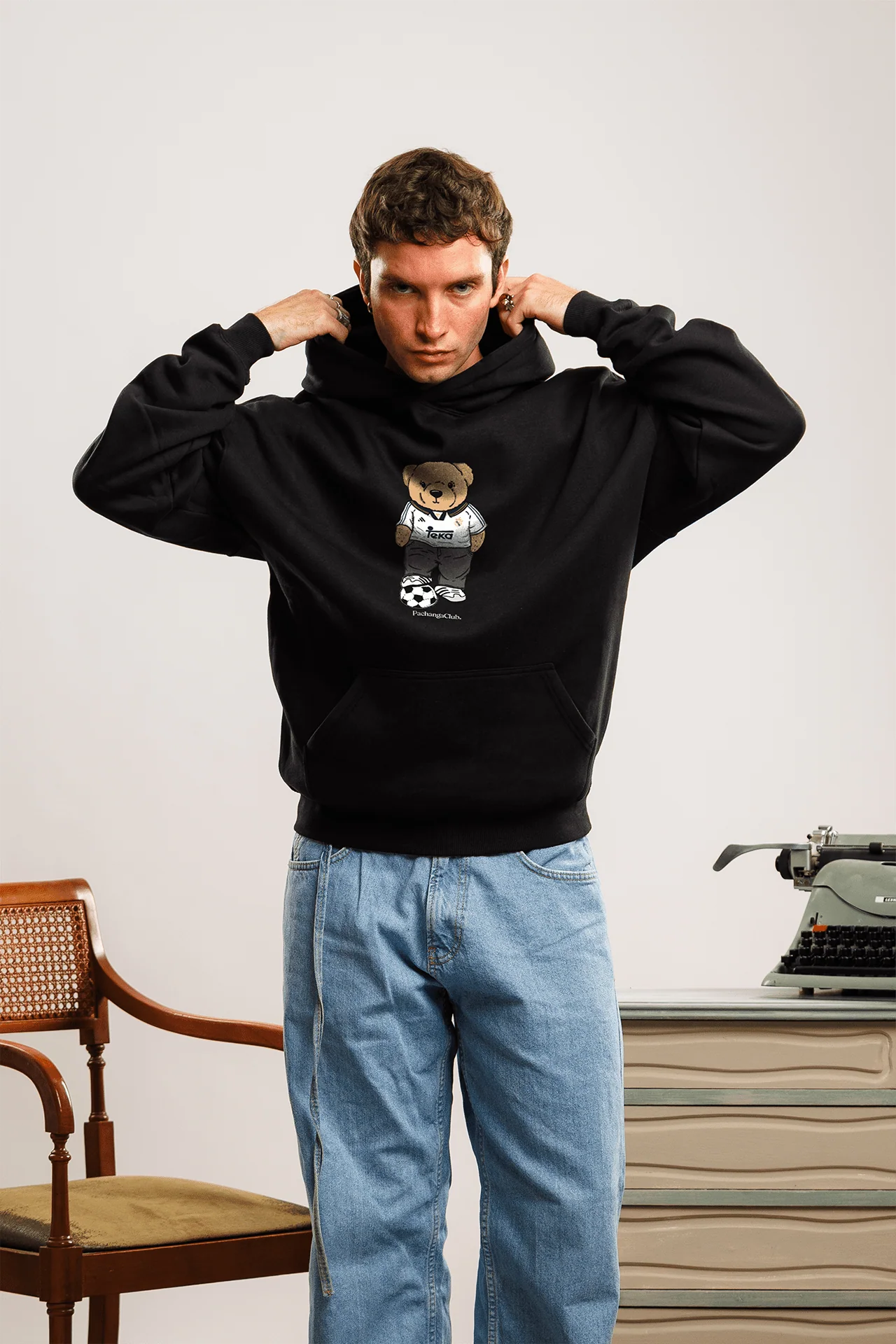 Sudadera "Pacho Vikingo" - Negro - Image 8